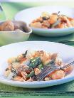 Pasta mit Spargelragout und Waln�ssen