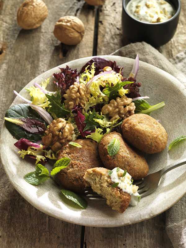 Falafel mit kalifornischen Walnüssen