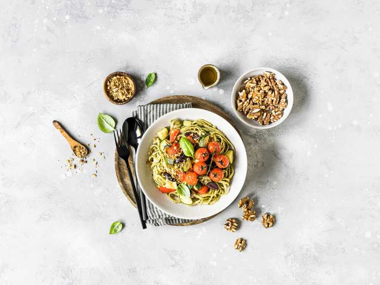 Pasta mit Pesto und Ofengemüse 