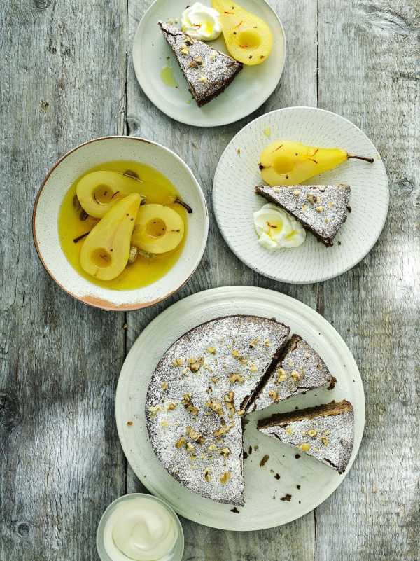 Kalifornischer Walnusskuchen mit Birnen 