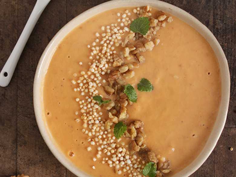 Carrot-Cake-Bowl mit Walnüssen