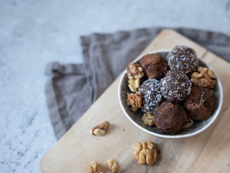 Walnuss Dattel Energy Balls
