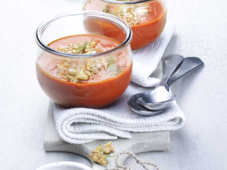 Fenchel-Tomaten-Suppe mit Walnuss-Zitronen-Gremolata
