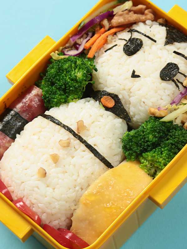 Hühnchen-Bento mit Walnüssen