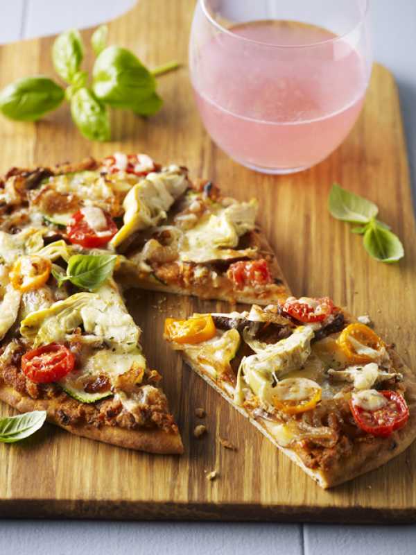 Vegetarische Walnuss-Pizza mit Naan