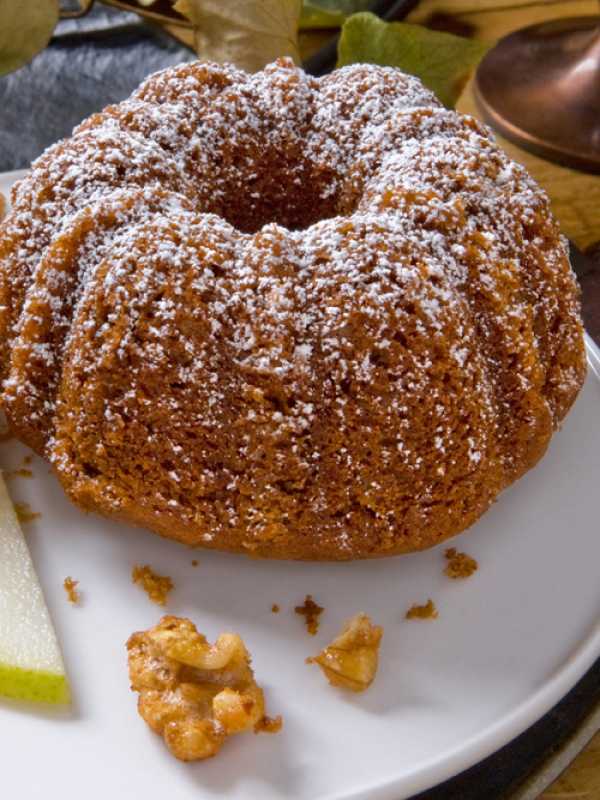 Ingwerkuchen mit Walnüssen 