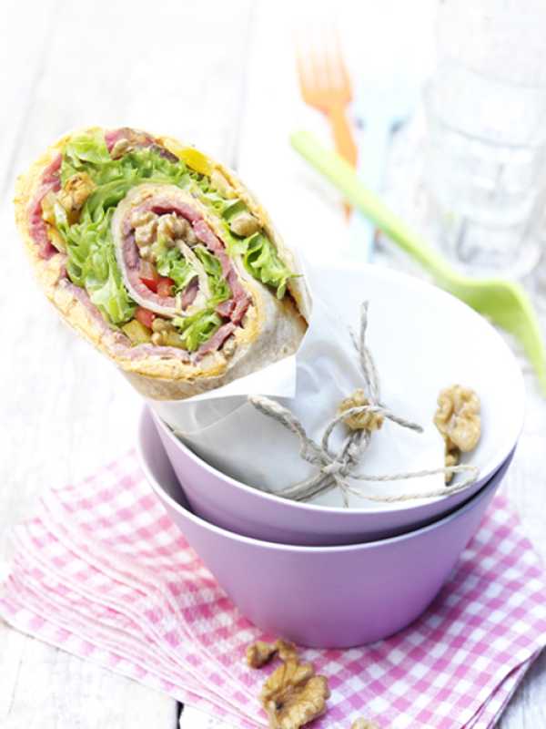 Roastbeef-Wraps mit Walnüssen