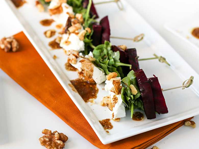 Rote-Beete-Salat am Stiel