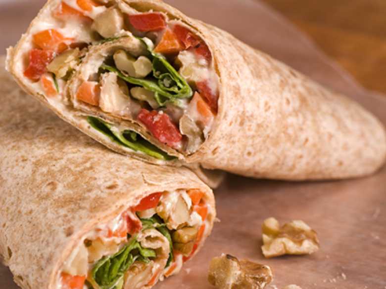 Vegetarische Hummus-Wraps