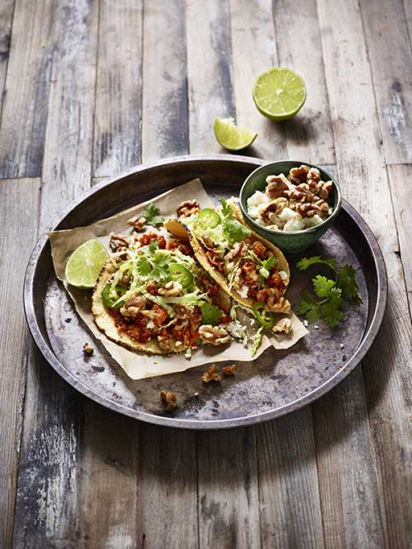 Vegetarische Blumenkohl-Tacos mit Walnüssen